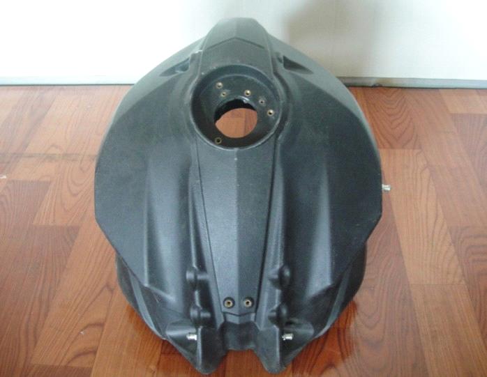 China_Plastic_Fuel_Tank2014419846315.jpg